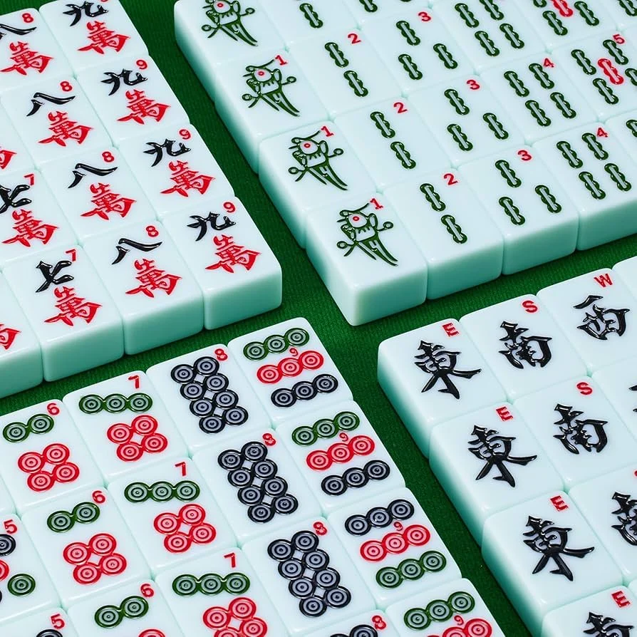 澳洲pk10 - 赛车俱乐部官方网站传统麻将牌面特写，展现精美的牌面设计